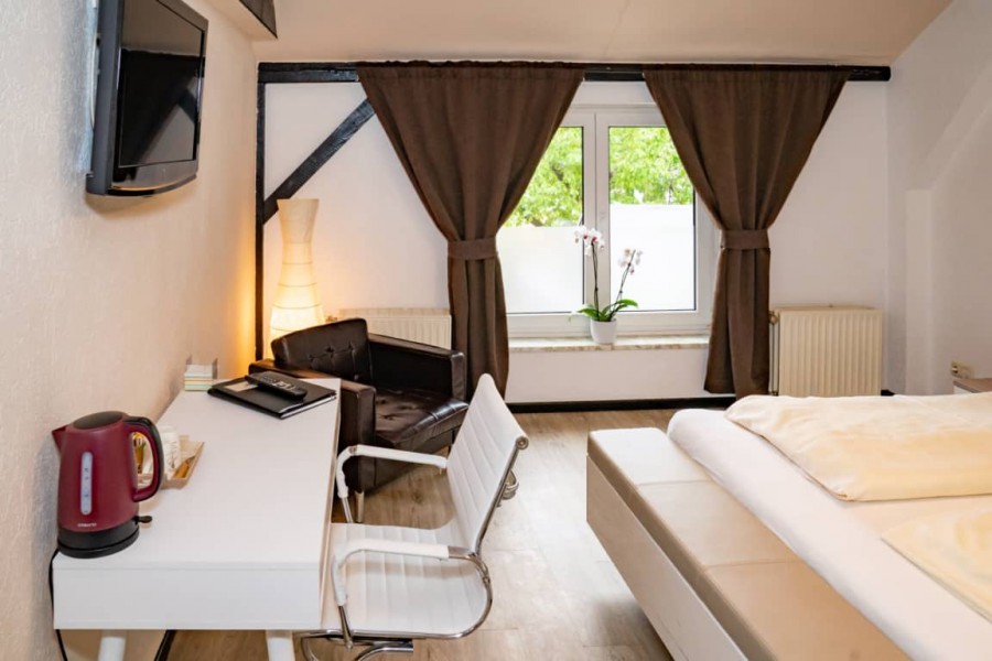 Gästezimmer in Köln-Auweiler